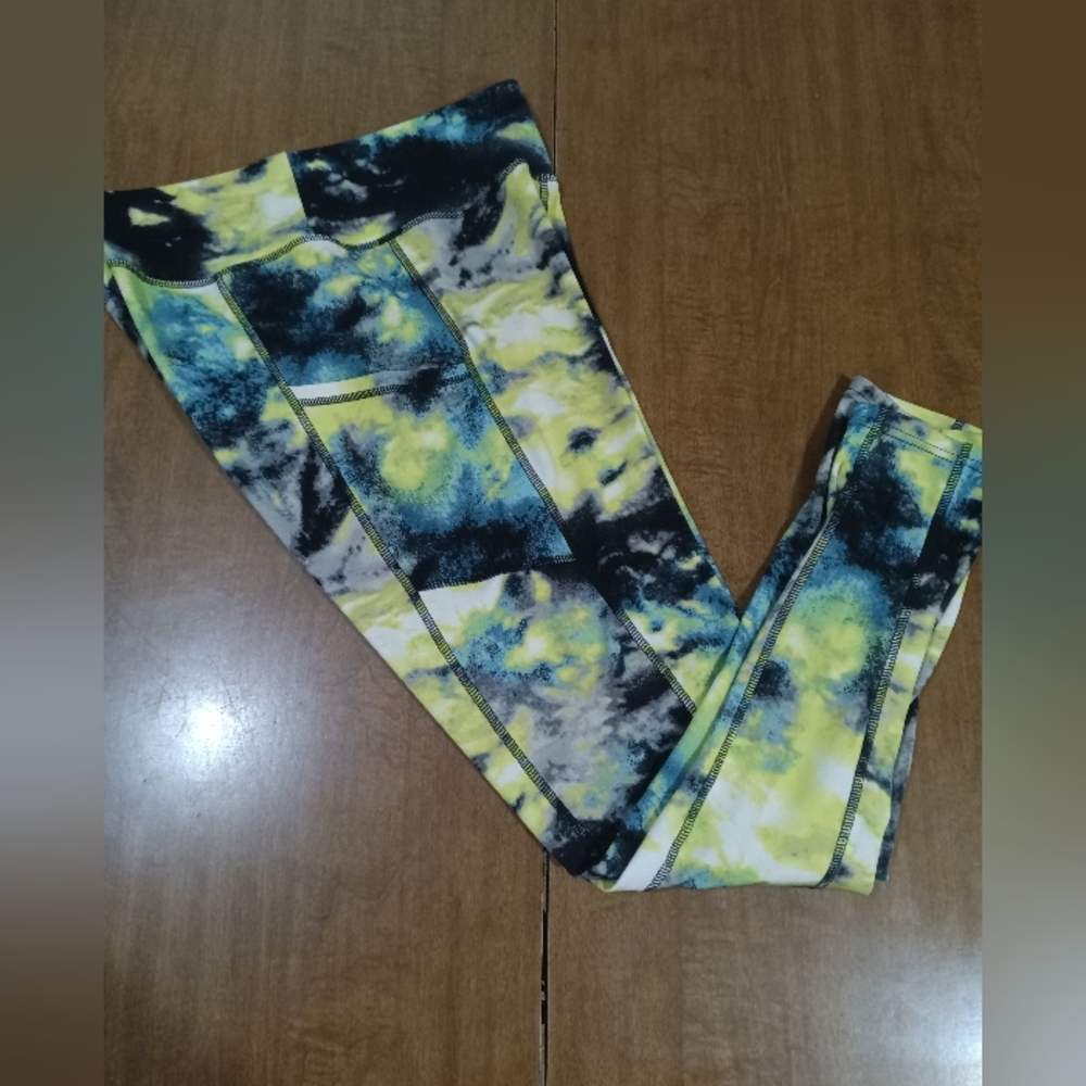 Women's Athletic Leggings